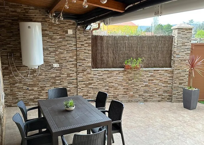 Doce Σπίτι διακοπών Pontecesures